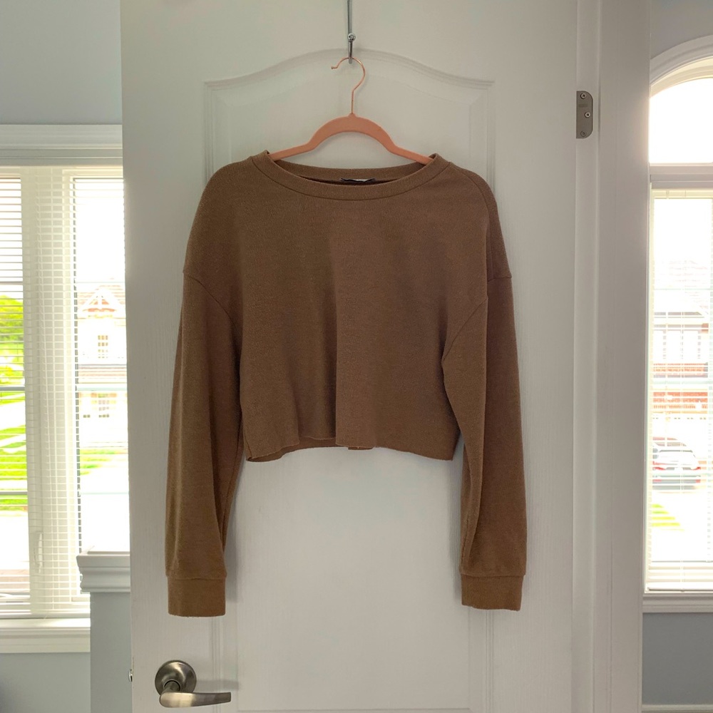 COMFY SWEATER - Picture 2 of 4